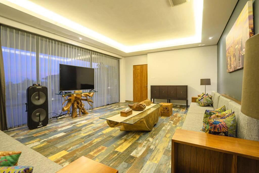 Grand Villa Uluwatu ウンガサン エクステリア 写真