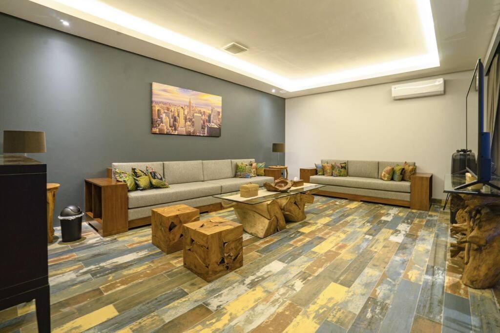 Grand Villa Uluwatu ウンガサン エクステリア 写真
