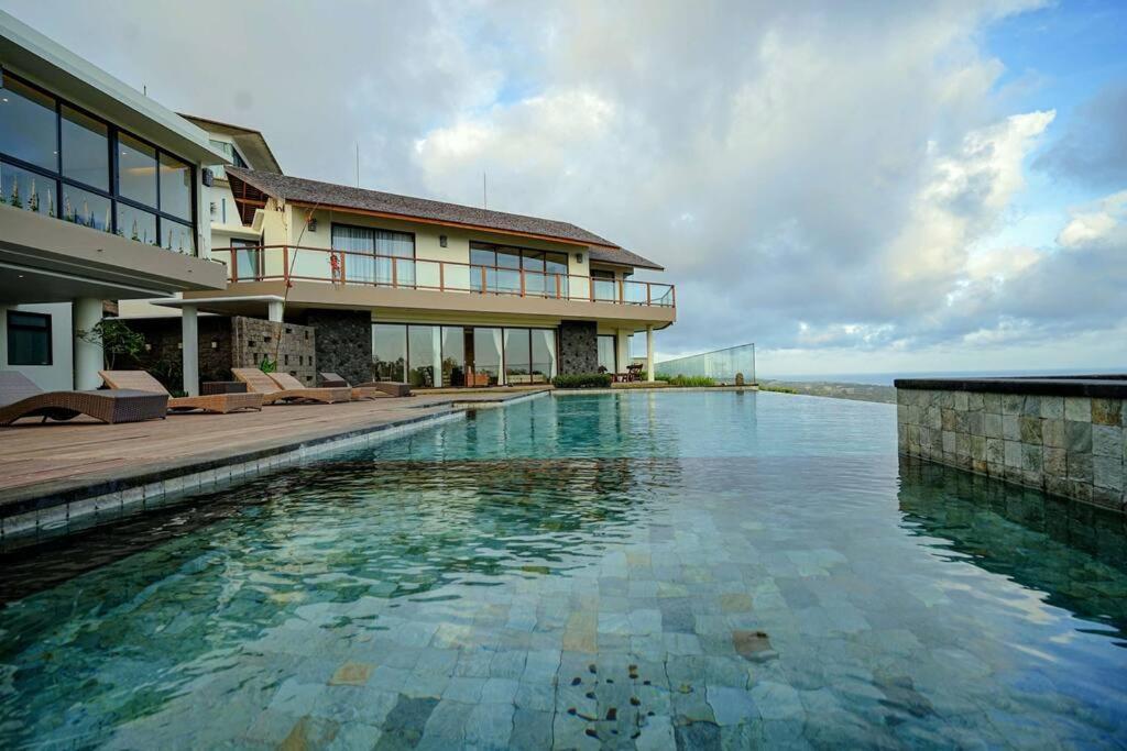 Grand Villa Uluwatu ウンガサン エクステリア 写真