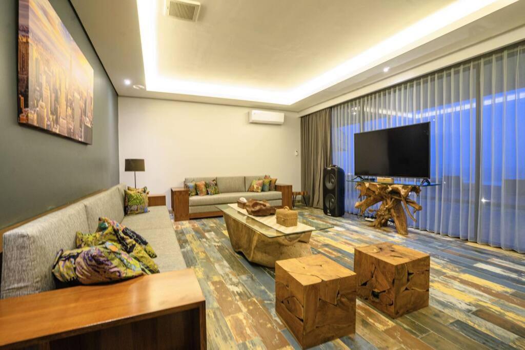 Grand Villa Uluwatu ウンガサン エクステリア 写真